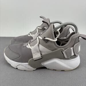 Nike Size 8.5 Womens Air Huarache City Gray AH6804-004 Sneakers Tennis Shoes